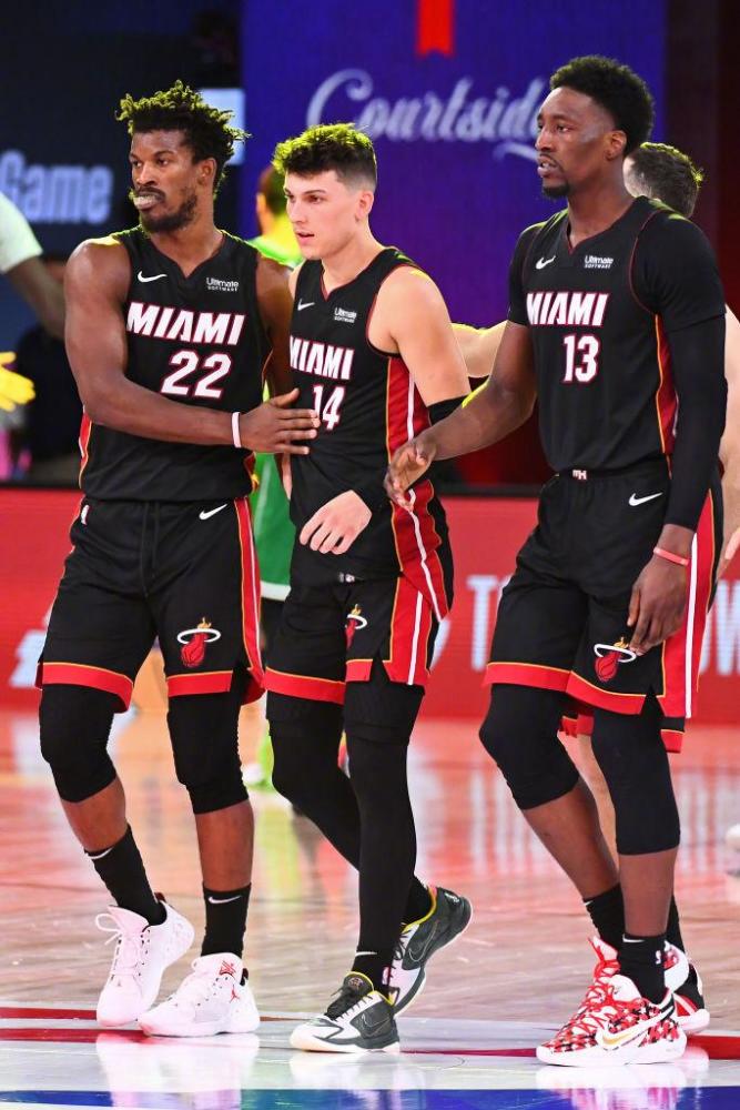 塞罗那之间 塞罗那之间